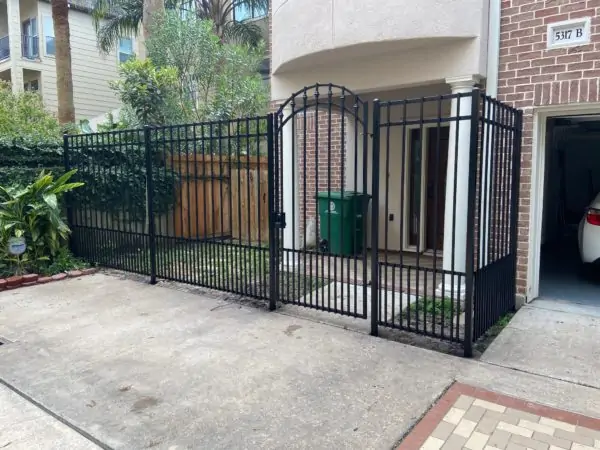 Ornamental & Architectural Iron Fencing for Commercial Properties